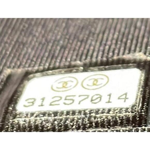 Chanel Lock Frame Vanity Case With #206116C30B - Picture 7 of 7